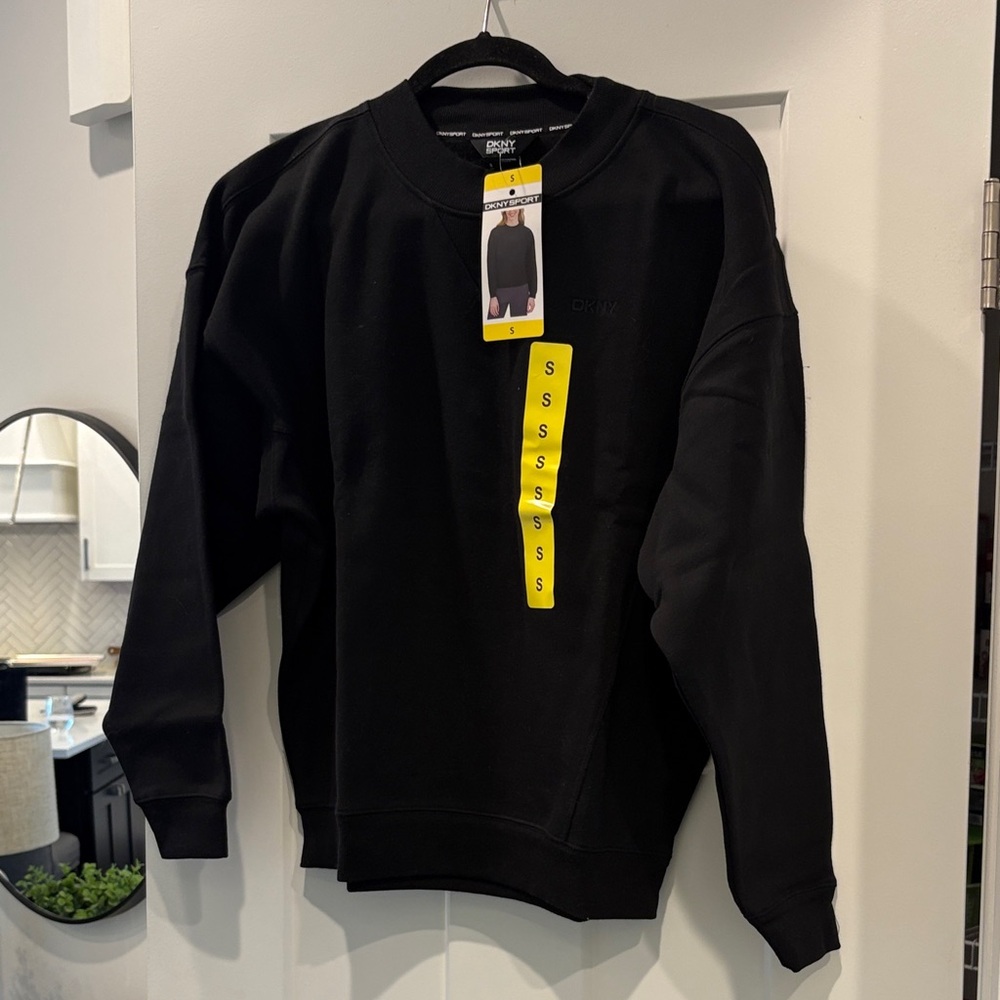 DKNY Classic Black Crewneck Sweatshirt